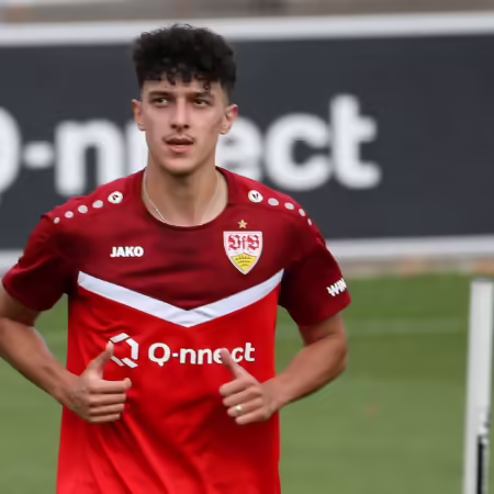Hoffnungsträger Al-Dakhil klopft an die Tür