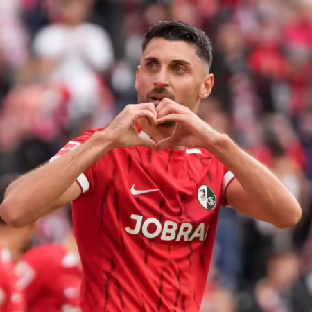 Nur Müller ist enteilt: Grifo und sein Lieblingsgegner