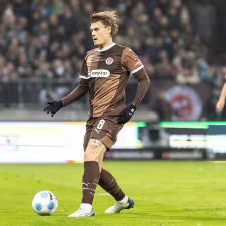 St. Pauli atmet durch: Keine strukturelle Verletzung bei Smith